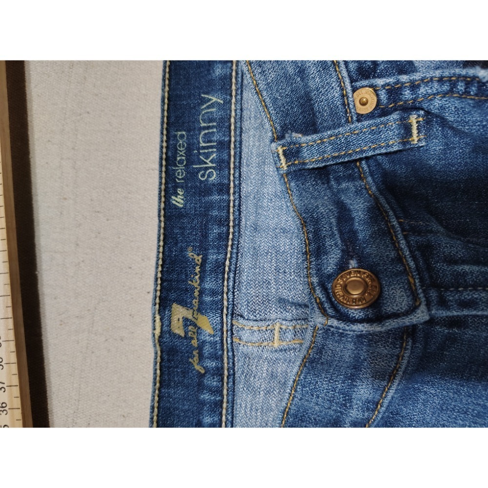 7 For All Mankind Denim Blue Jeans Dark Wash Straight Leg Women's Size 29 W - Picture 6 of 9